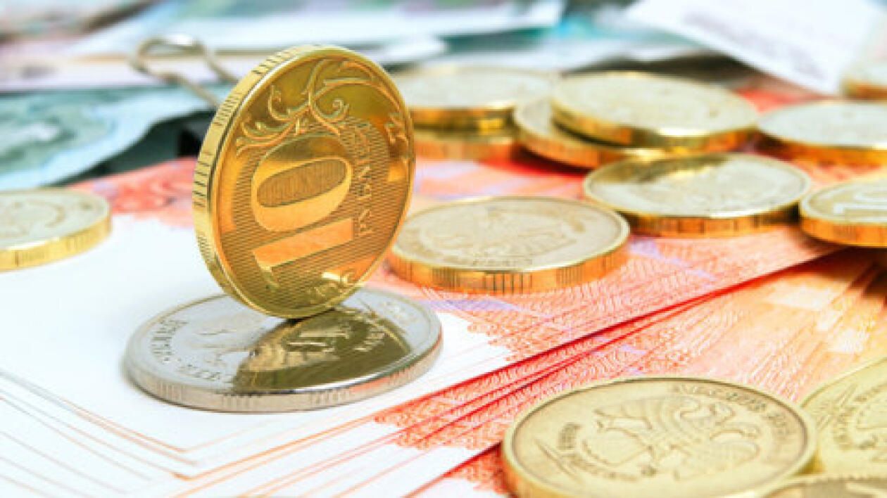 Rosjanie tną prognozy ceny ropy, importu, rubla. Największe zaciskanie pasa czeka ich w lutym i marcu